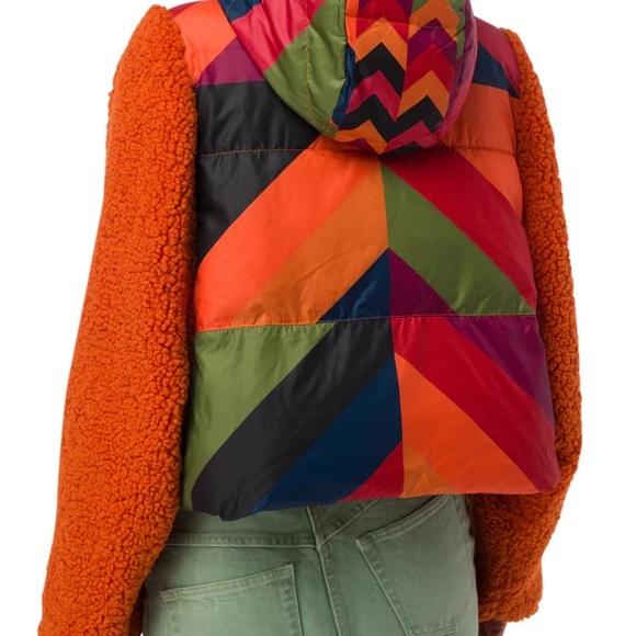 FARM Rio Multicolor Geometric Puffer Jacket - Picture 2 of 3